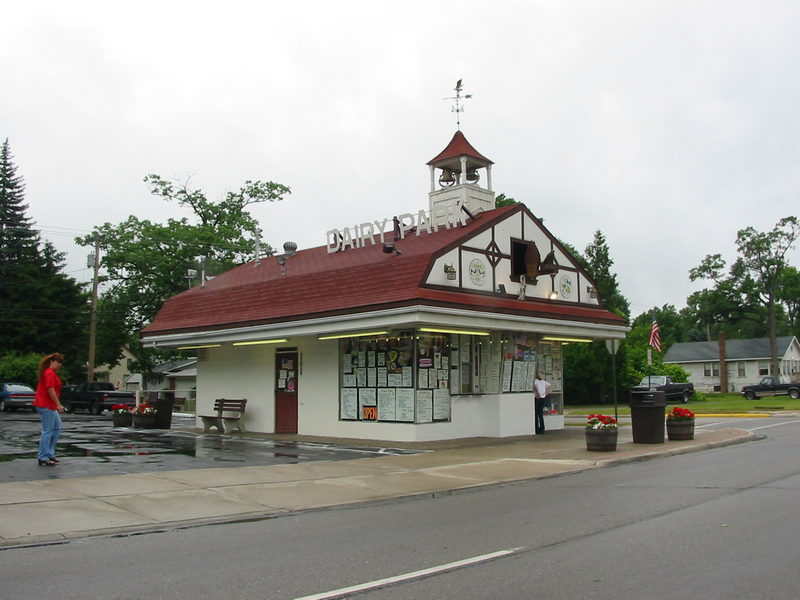 Dairy Park (Shredderz Food Truck) - June 2002 (newer photo)